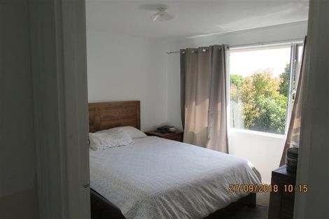 Photo of property in 10 Beauchamp Drive, Massey, Auckland, 0614