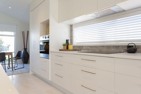 Photo of property in 37 Saint Pauls Drive, Brookfield, Tauranga, 3110