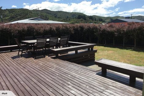 Photo of property in 7 Kilkenny Grove, Wainuiomata, Lower Hutt, 5014