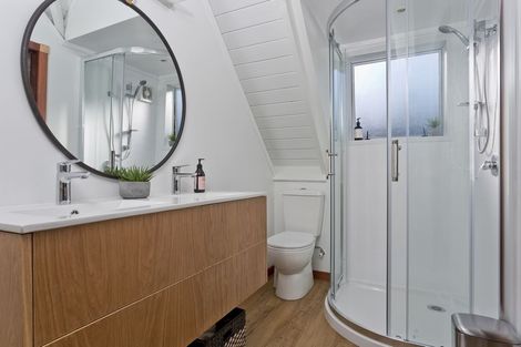 Photo of property in 18 Dene Court Lane, Greenhithe, Auckland, 0632