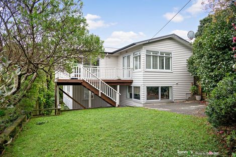 Photo of property in 1 Elgin Way, Khandallah, Wellington, 6035