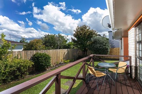 Photo of property in 8/248 Great North Road, Henderson, Auckland, 0612