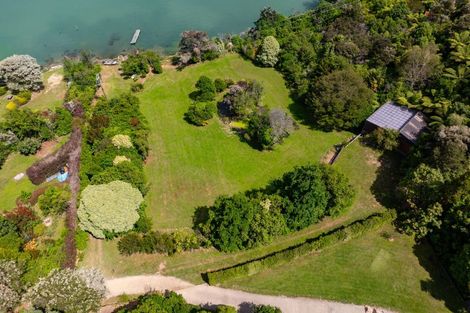 Photo of property in 257 Queen Charlotte Drive, Havelock, 7281