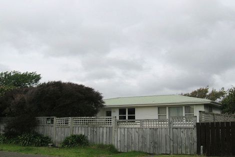 Photo of property in 16 Rangiatea Street, Paraparaumu Beach, Paraparaumu, 5032