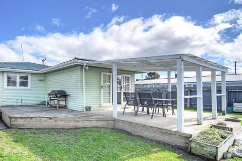 Photo of property in 21 South Belt, Solway, Masterton, 5810