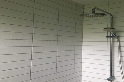 Photo of property in 22 Paramu Avenue, Birkdale, Auckland, 0626