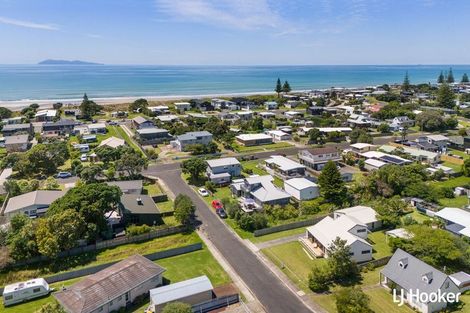 Photo of property in 1 Patterson Place, Waihi Beach, 3611
