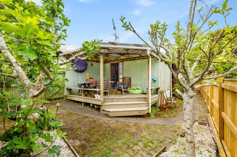 Photo of property in 3/203 Lake Road, Belmont, Auckland, 0622