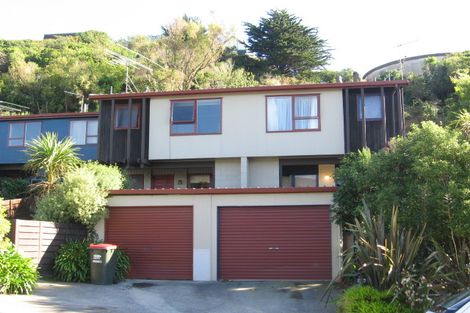 Photo of property in 99 Churton Drive, Churton Park, Wellington, 6037