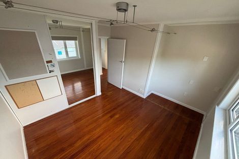 Photo of property in 105 Lincoln Road, Henderson, Auckland, 0610