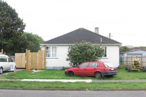 Photo of property in 27 Fisk Street, Naenae, Lower Hutt, 5011