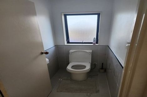 Photo of property in 10 Godwit Place, Waiuku, 2123