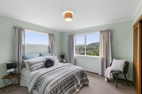 Photo of property in 30 Gaya Grove, Ngaio, Wellington, 6035