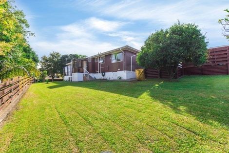 Photo of property in 44 Cardiff Road, Pakuranga, Auckland, 2010