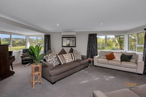 Photo of property in 208 Hurndall Street West, Maungaturoto, 0520