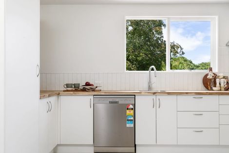 Photo of property in 22 Besant Place, Avondale, Christchurch, 8061