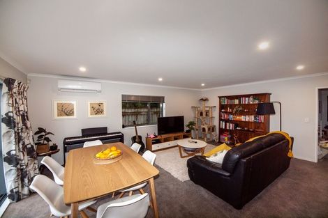 Photo of property in 227 Mark Avenue, Grenada Village, Wellington, 6037