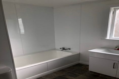 Photo of property in 115 Glenmore Street, Kelburn, Wellington, 6012