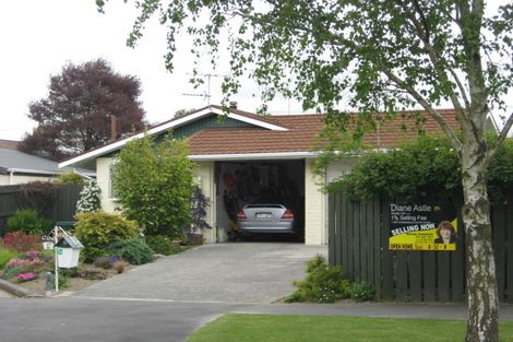 Photo of property in 9 Cintra Place, Casebrook, Christchurch, 8051