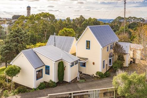 Photo of property in 52 Shakespeare Road, Bastia Hill, Whanganui, 4500