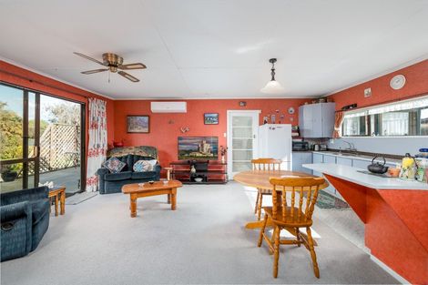 Photo of property in 28-30 Edward Street, Waimate, 7924