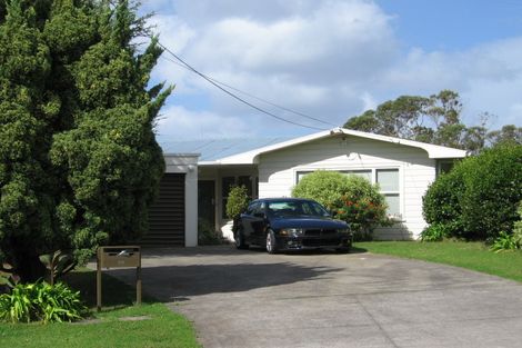 Photo of property in 54 Covil Avenue, Te Atatu South, Auckland, 0610