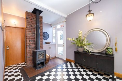 Photo of property in 7 Cobden Lane, Bluff Hill, Napier, 4110