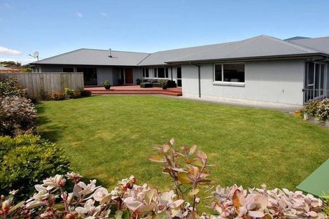 Photo of property in 174 Heta Road, Highlands Park, New Plymouth, 4312