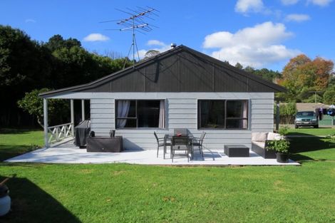 Photo of property in 2050 Rings Road, Coromandel, 3506