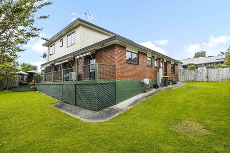 Photo of property in 11 Sunset Close, Western Heights, Hamilton, 3200