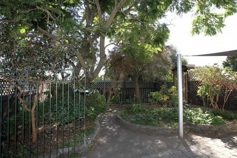 Photo of property in 802 Collinge Road, Mayfair, Hastings, 4122