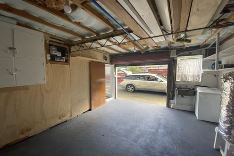 Photo of property in 1/10 Mckelvey Place, Tawa, Wellington, 5028