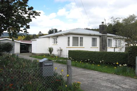 Photo of property in 7 Reading Street, Wainuiomata, Lower Hutt, 5014