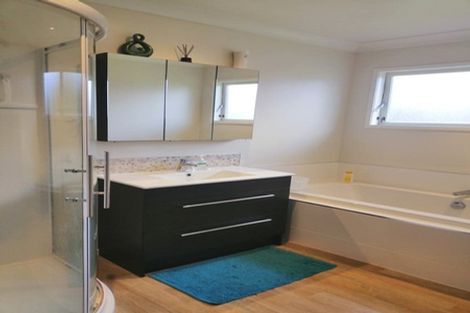 Photo of property in 1 Walnut Place, Owhata, Rotorua, 3010