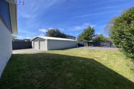 Photo of property in 17 Tuckers Road, Redwood, Christchurch, 8051