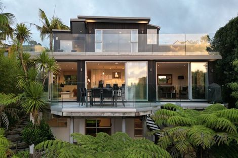 Photo of property in 39 Maritime Terrace, Birkenhead, Auckland, 0626