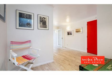 Photo of property in 258 Shaw Road, Titirangi, Auckland, 0604