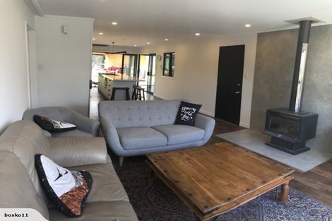 Photo of property in 7 Holly Court, Kelvin Heights, Queenstown, 9300