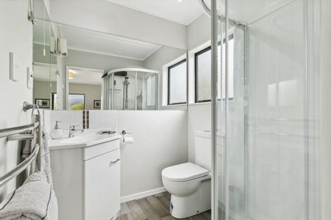 Photo of property in 30 Woodman Drive, Tawa, Wellington, 5028