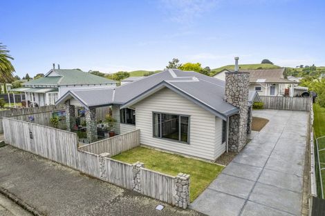 Photo of property in 19a Sedcole Street, Pahiatua, 4910