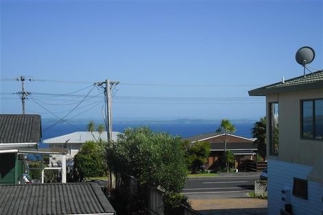 Photo of property in 2/1341 Whangaparaoa Road, Army Bay, Whangaparaoa, 0930