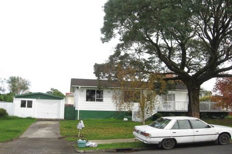 Photo of property in 22 Lisa Rise, Half Moon Bay, Auckland, 2012