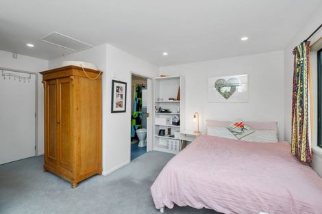 Photo of property in 157b Colwill Road, Massey, Auckland, 0614