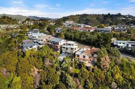 Photo of property in 164 Kahu Road, Paremata, Porirua, 5024