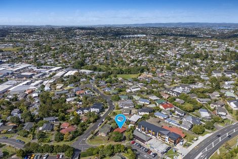 Photo of property in 3 View Road, Glenfield, Auckland, 0627