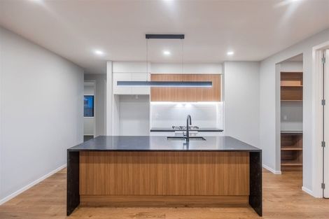 Photo of property in 20 Lewis Younie Road, Kumeu, 0810