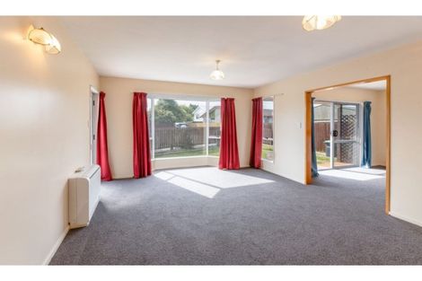 Photo of property in 1/99 Bayswater Crescent, Bromley, Christchurch, 8062