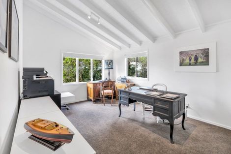 Photo of property in 217 Point View Drive, East Tamaki Heights, Auckland, 2016