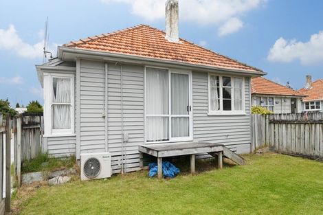 Photo of property in 1/45 Ross Crescent, Fairfield, Hamilton, 3214