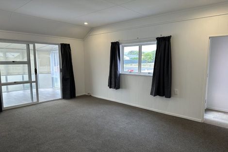 Photo of property in 3 Waimarie Park, Levin, 5510